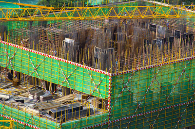 機械轟鳴中，建設底色不忘守底線——工地挖掘機施工程見聞與項目管理要求